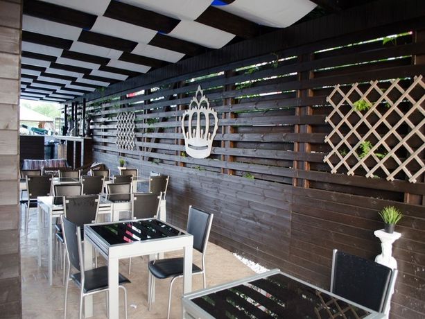 Imagen de los exteriores del Hotel Greek Pride. Foto 9