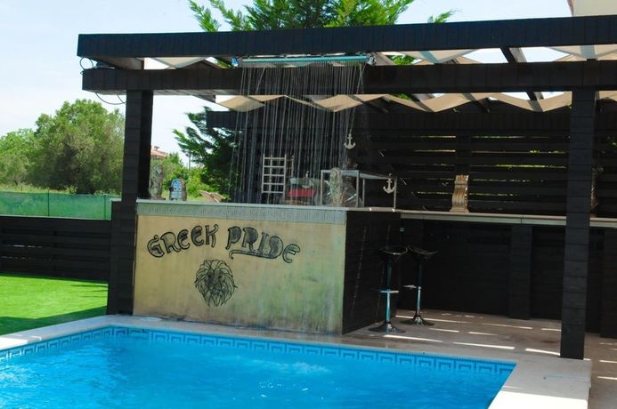 Imagen de los exteriores del Hotel Greek Pride. Foto 10