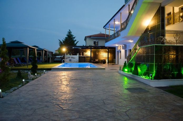 Imagen de los exteriores del Hotel Greek Pride. Foto 11