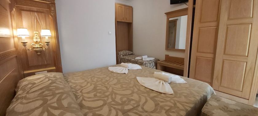 Imagen de la habitación del Hotel Greek Pride Seafront. Foto 12