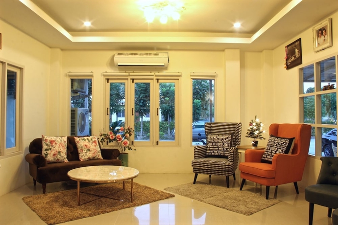 Imagen de los interiores del Hotel Green Apple Villa. Foto 19