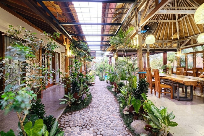 Imagen de los interiores del Hotel Green Bali Guest House. Foto 15