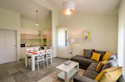 Imagen general del Hotel Green Bay Apartments Morinj. Foto 5