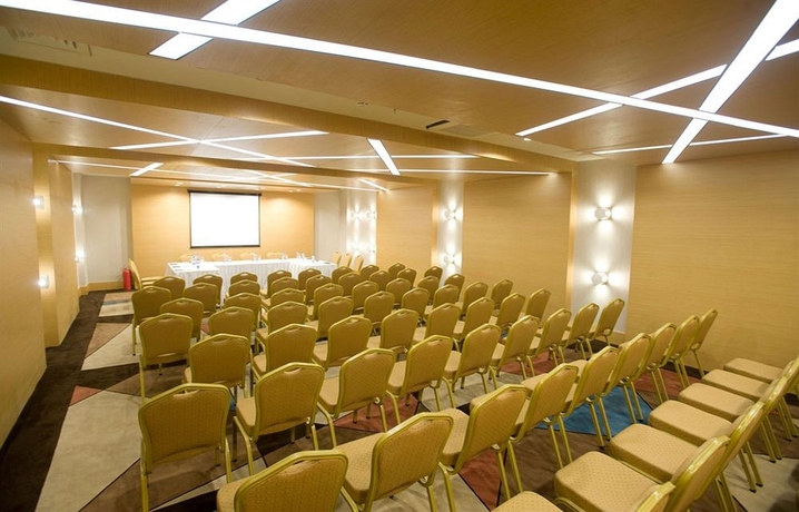 Imagen de los interiores del Hotel Green Bay Resort And Spa. Foto 13