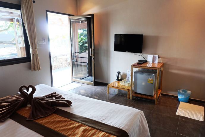 Imagen de los interiores del Hotel Green Bay Samed Resort. Foto 20