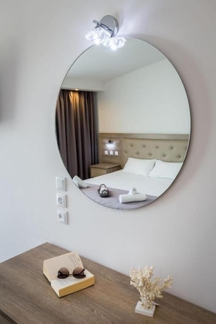 Imagen de la habitación del Hotel Green Bay Thassos. Foto 2