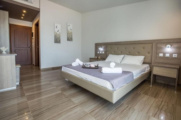 Imagen de la habitación del Hotel Green Bay Thassos. Foto 3
