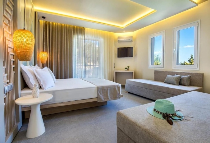 Imagen de la habitación del Hotel Green Bay Thassos. Foto 5