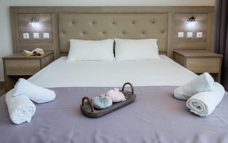 Imagen de la habitación del Hotel Green Bay Thassos. Foto 8