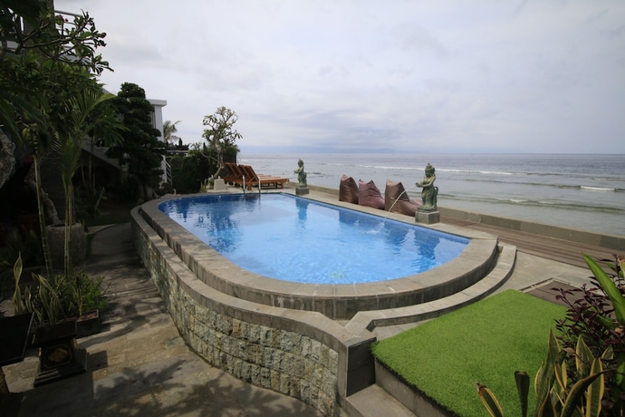Imagen de la piscina del Hotel Green Beach Inn. Foto 19
