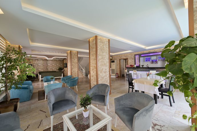 Imagen de los interiores del Hotel Green Beyza. Foto 12