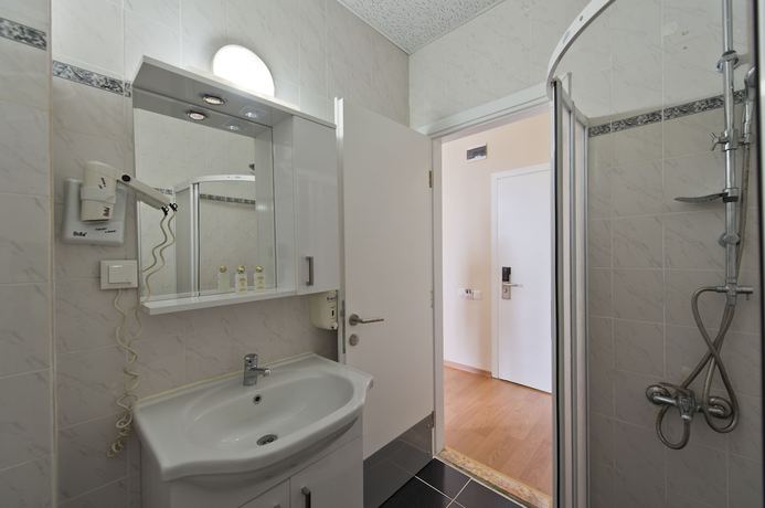 Imagen de la habitación del Hotel Green Beyza. Foto 8