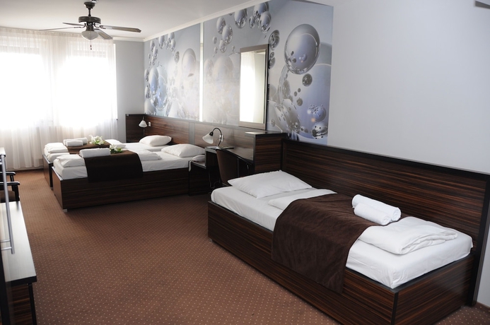 Imagen de la habitación del Hotel Green, Budapest. Foto 3