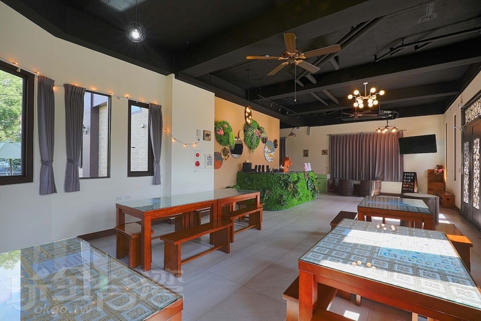 Imagen de los interiores del Hotel Green Castle Homestay. Foto 17