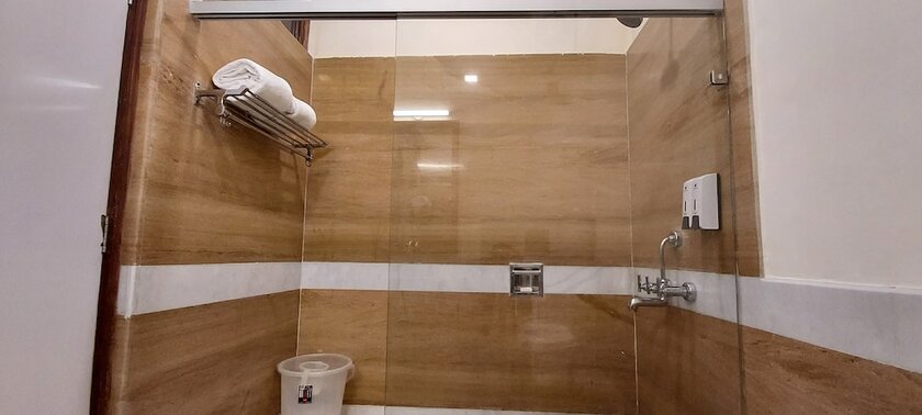 Imagen de la habitación del Hotel Green Castle Mall Road. Foto 11