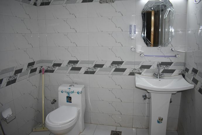 Imagen de la habitación del Hotel Green City, Nārān. Foto 3