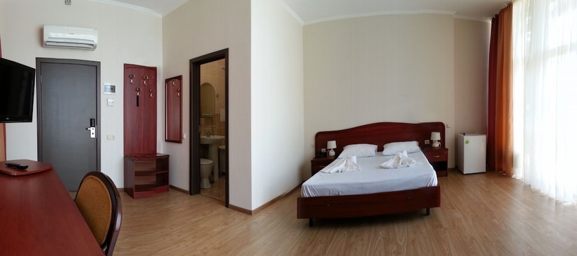 Imagen de la habitación del Hotel Green Club. Foto 6