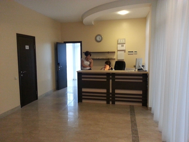 Imagen de los interiores del Hotel Green Club. Foto 12