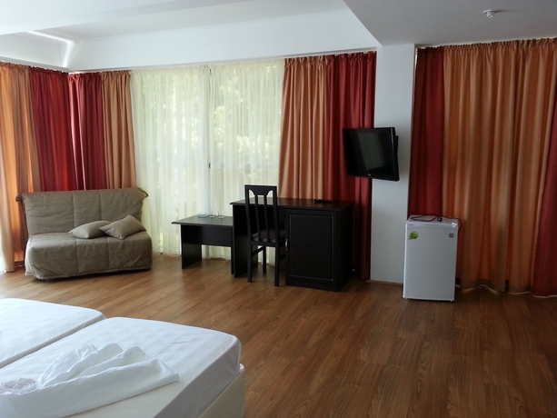 Imagen de la habitación del Hotel Green Club. Foto 8