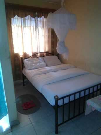 Imagen de la habitación del Hotel Green Court. Foto 10