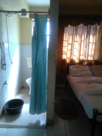 Imagen de la habitación del Hotel Green Court. Foto 11