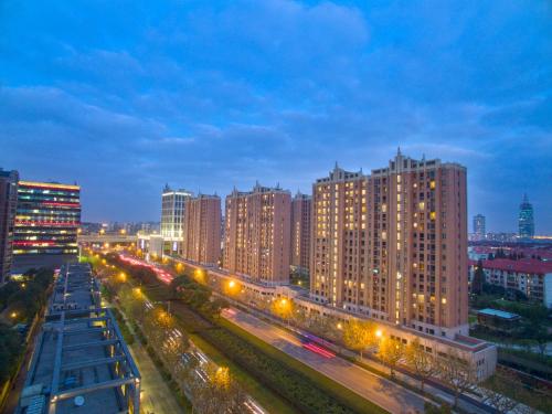 Imagen general del Hotel Green Court Place Jingqiao Middle Ring Shanghai. Foto 4