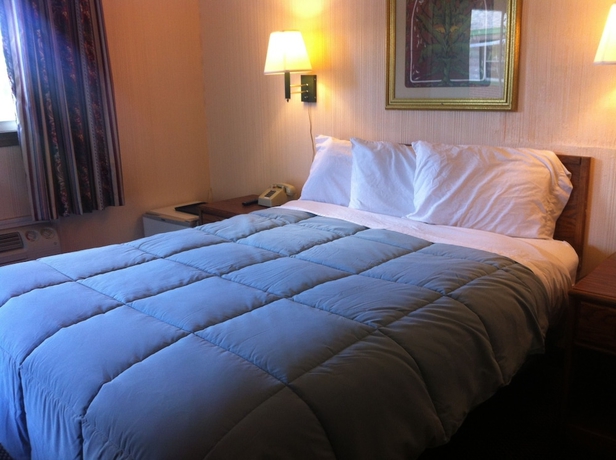 Imagen de la habitación del Hotel Green Crest Motel. Foto 8