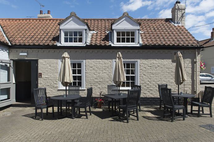 Imagen de los exteriores del Hotel Green Dragon, Welton by Marston\'s Inns. Foto 17