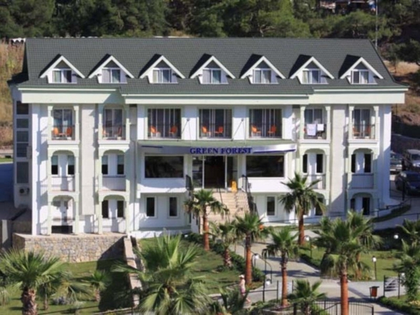 Imagen general del Hotel Green Forest Holiday Village. Foto 4