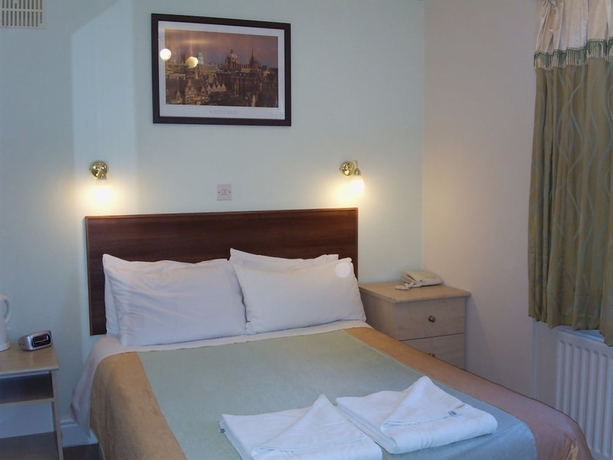 Imagen de la habitación del Hotel Green Gables Guest House. Foto 9