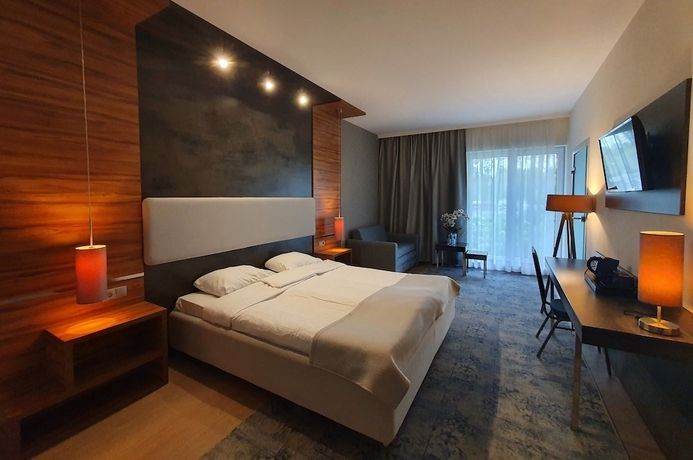 Imagen de la habitación del Hotel Green Garden, Aeropuerto Varsovia - Chopin. Foto 7
