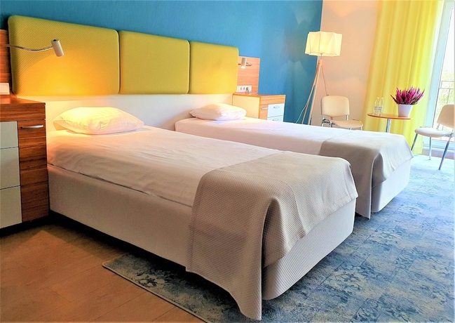 Imagen de la habitación del Hotel Green Garden, Aeropuerto Varsovia - Chopin. Foto 9