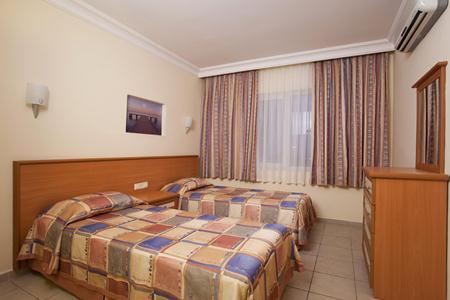 Imagen de la habitación del Hotel Green Garden Apart and Suites. Foto 7