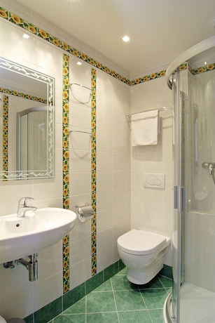 Imagen de la habitación del Hotel Green Garden, Praga. Foto 11