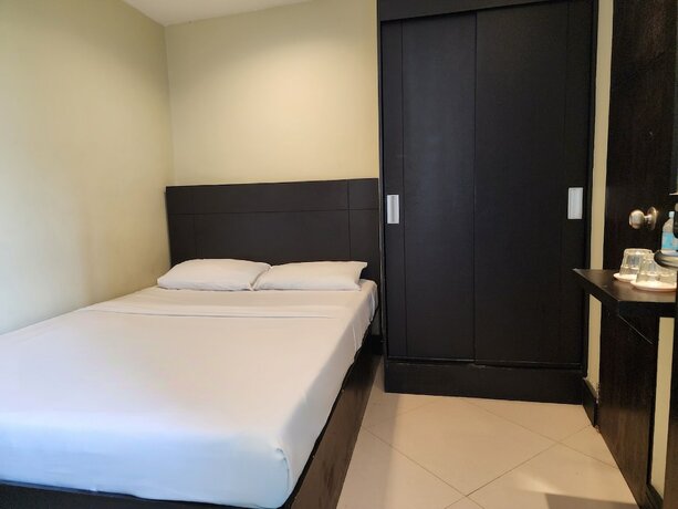 Imagen de la habitación del Hotel Green Glass, Calamba. Foto 7