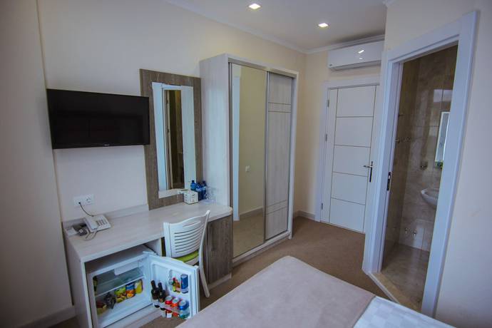 Imagen de la habitación del Hotel Green Glass. Foto 5
