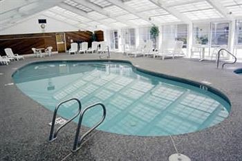 Imagen de la piscina del Hotel Green Granite Inn, Ascend Collection. Foto 14