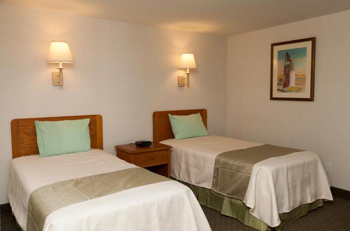 Imagen de la habitación del Hotel Green Harbor Resort. Foto 6