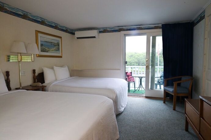 Imagen de la habitación del Hotel Green Harbor Waterfront Lodging. Foto 3