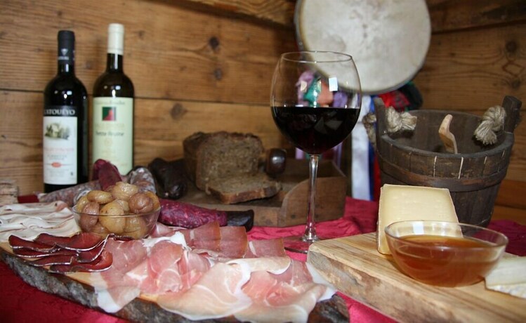 Imagen del bar/restaurante del Hotel Green Herbetet. Foto 17