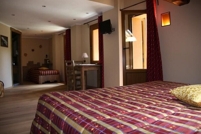 Imagen de la habitación del Hotel Green Herbetet. Foto 29