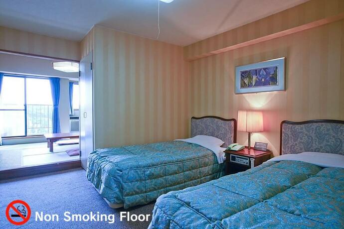 Imagen general del Hotel Green Hill Otaki. Foto 7