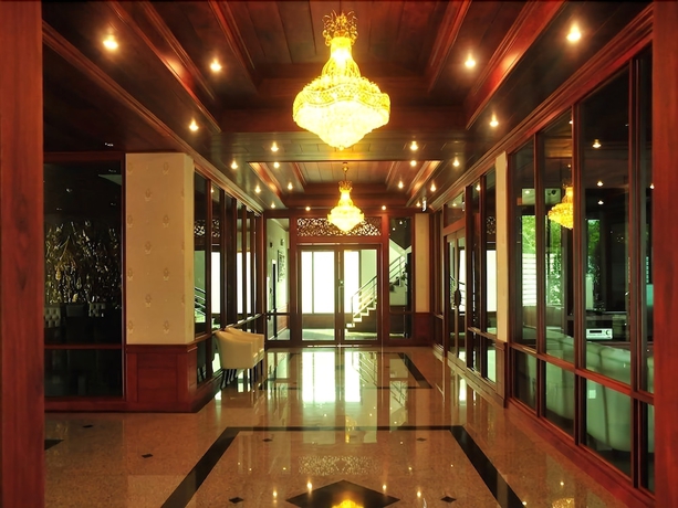 Imagen de los interiores del Hotel Green Hill Phayao. Foto 13