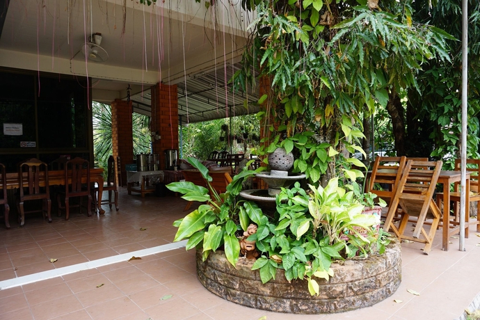 Imagen del bar/restaurante del Hotel Green Hill Resort. Foto 2