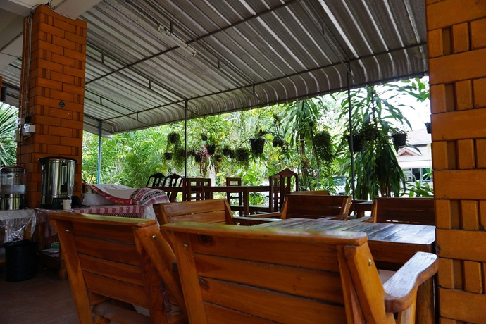 Imagen del bar/restaurante del Hotel Green Hill Resort. Foto 3