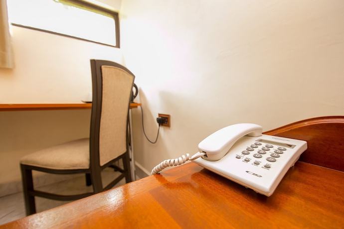 Imagen de la habitación del Hotel Green Hills. Foto 3