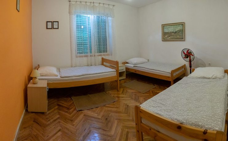 Imagen de la habitación del Hotel Green Hostel. Foto 8