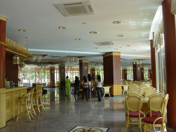 Imagen del bar/restaurante del Hotel Green Hotel Hue. Foto 2