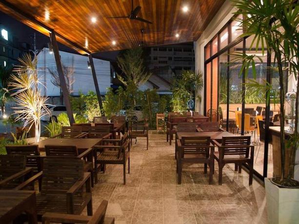Imagen del bar/restaurante del Hotel Green Hotel and Resort. Foto 6