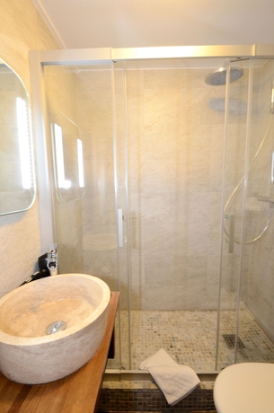 Imagen de la habitación del Hotel Green Hotels Confort Paris 13. Foto 11